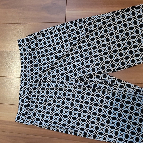 Nwt NINA LEONARD narrow leg pant - Picture 4 of 5